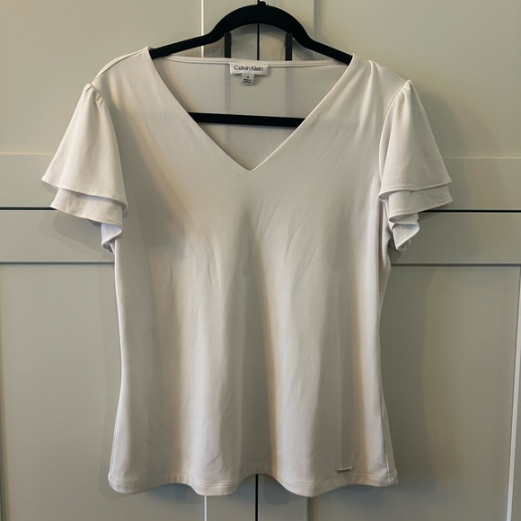 Calvin Klein Tops - Calvin Klein Women's White V-Neck Top